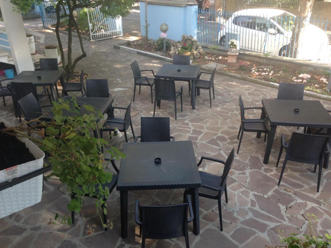 Hotel Carol Cesenatico Exterior photo